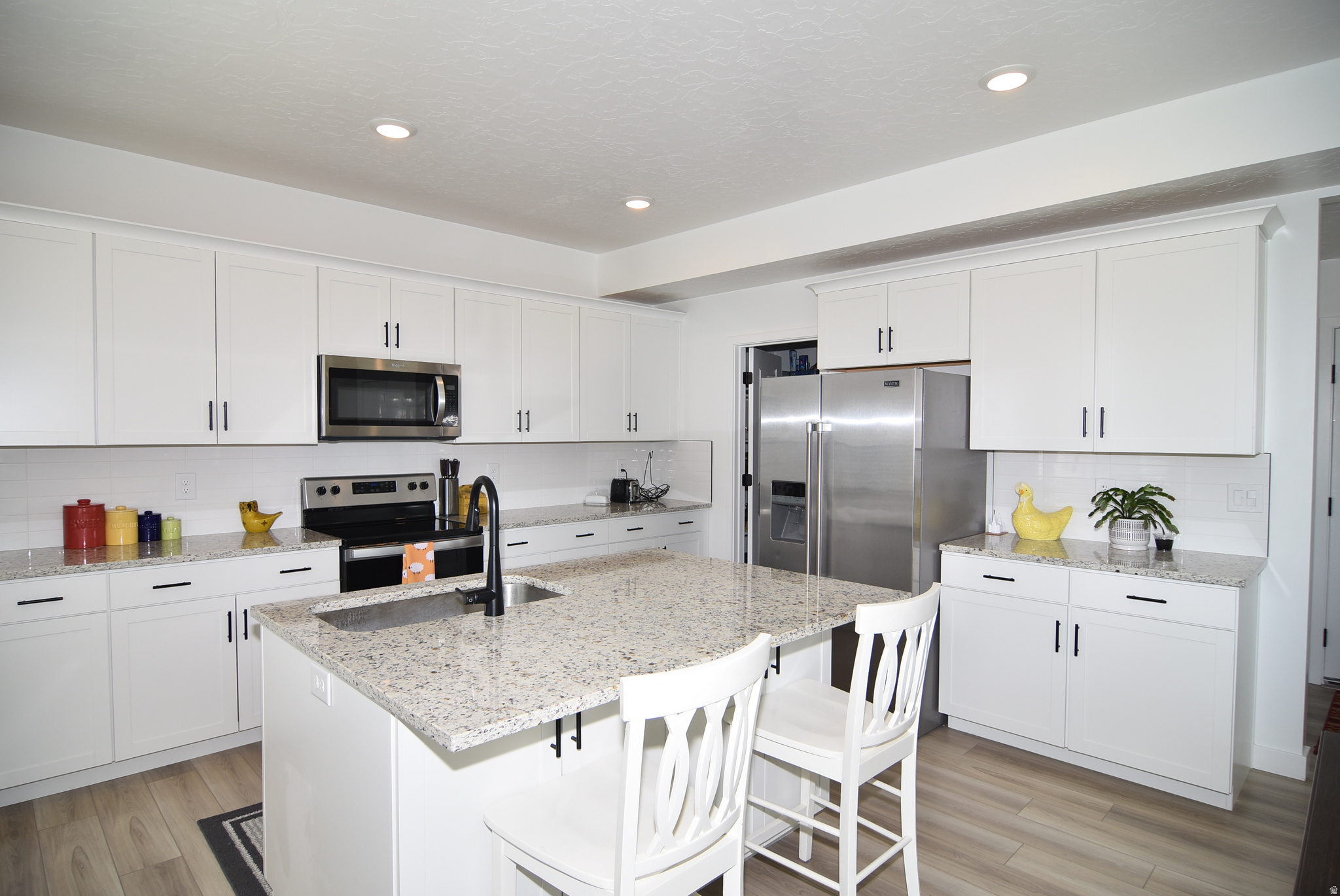 MONTGOMERY FARMS - Residential