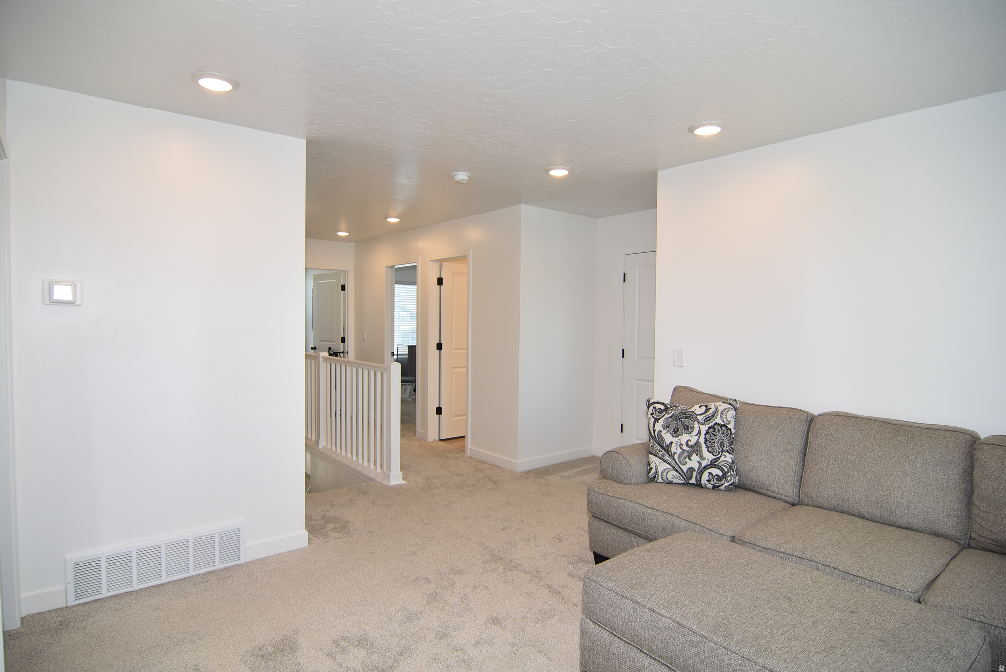 MONTGOMERY FARMS - Residential