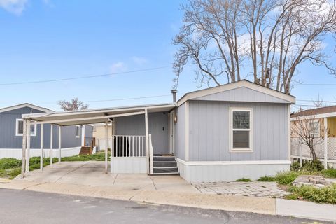 Mobile Home For Sale - 75 W 250 #12<br/> Davis County, Clearfield, UT 84015