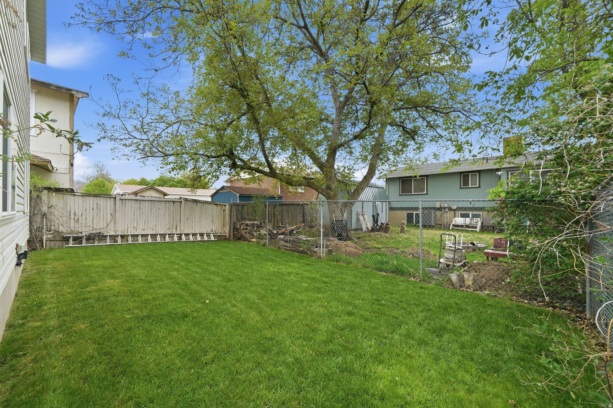 KENTWOOD - Residential