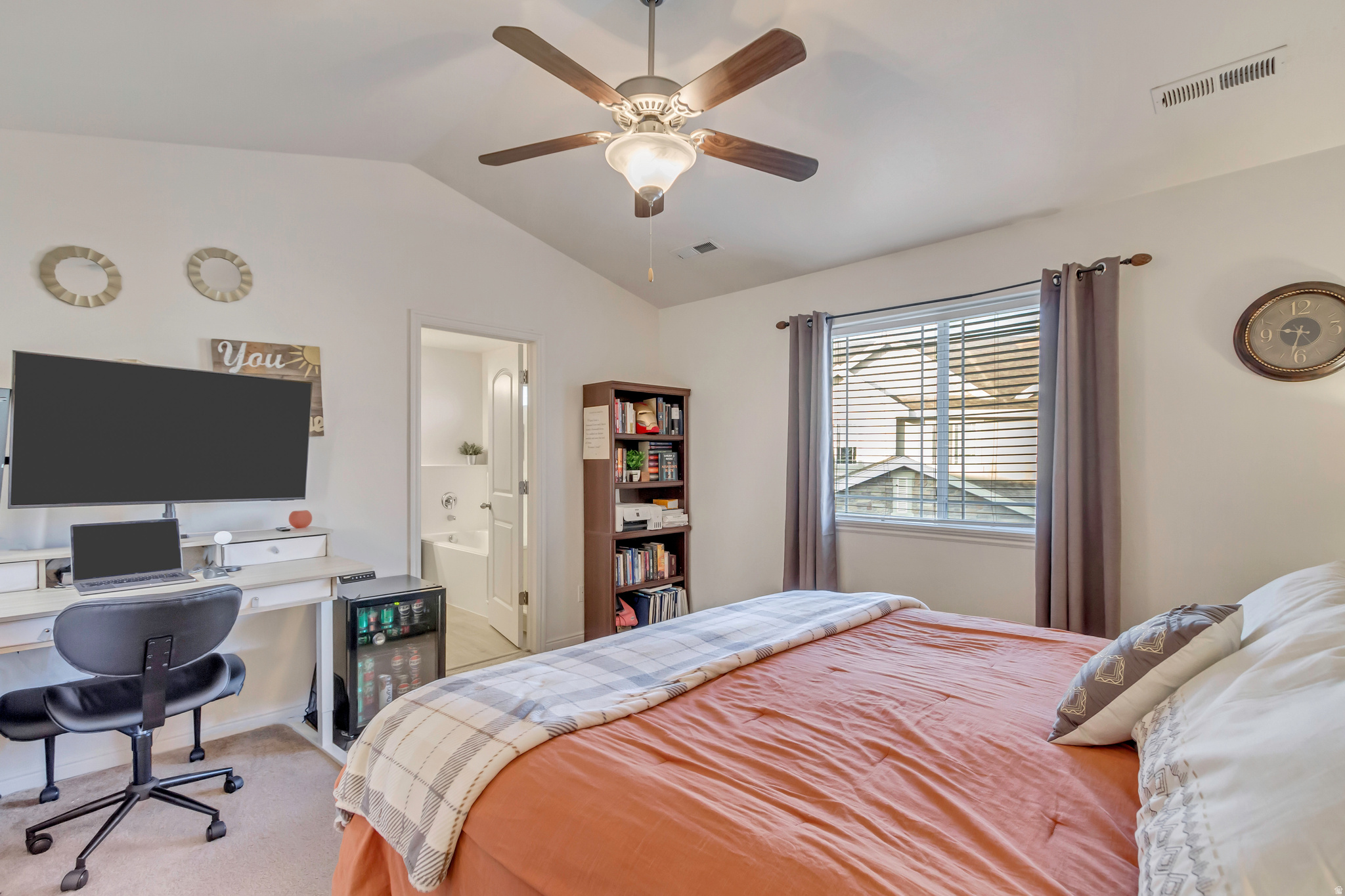 WOOD ESTATES - Residential