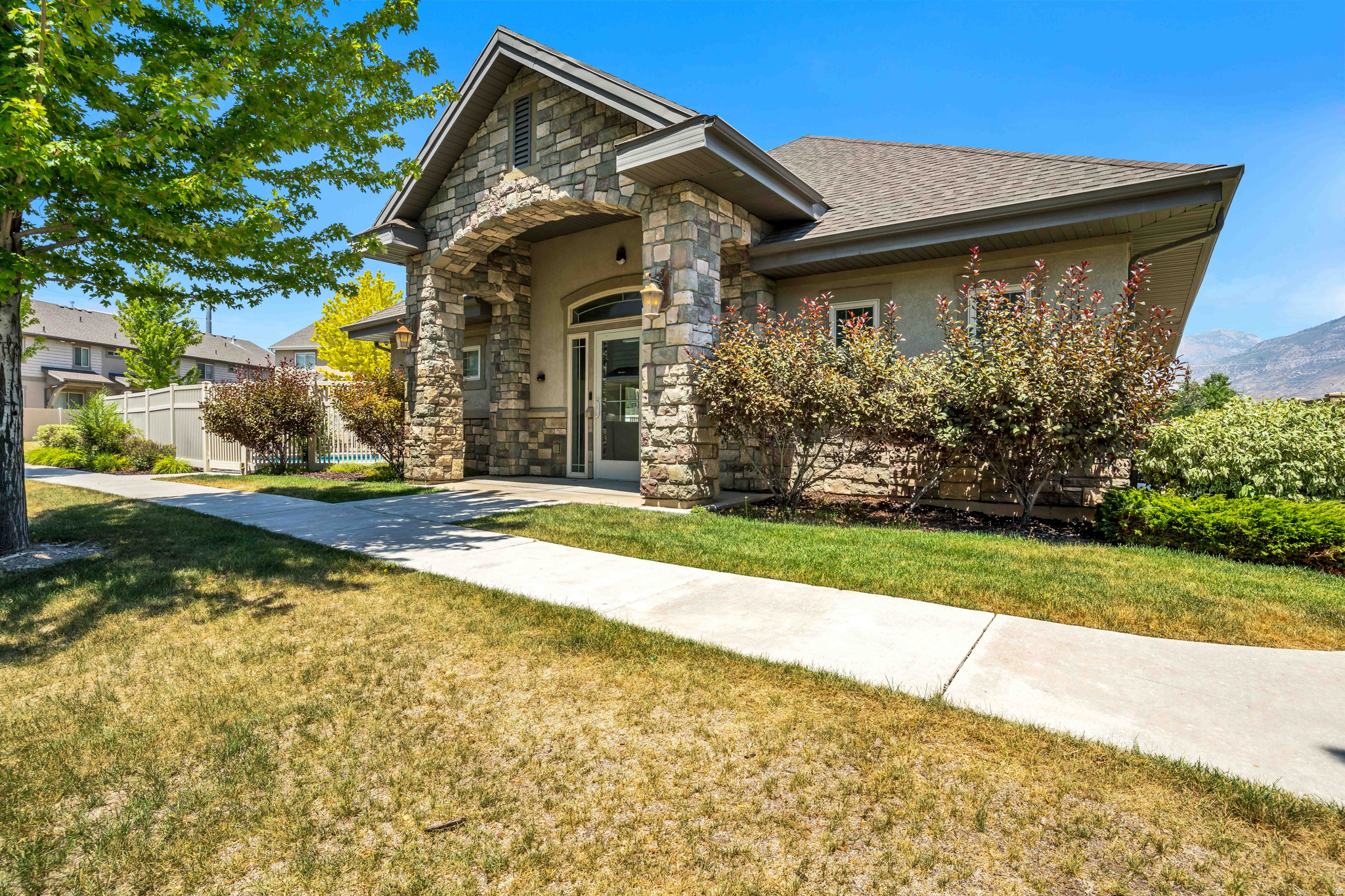 WOOD ESTATES - Residential