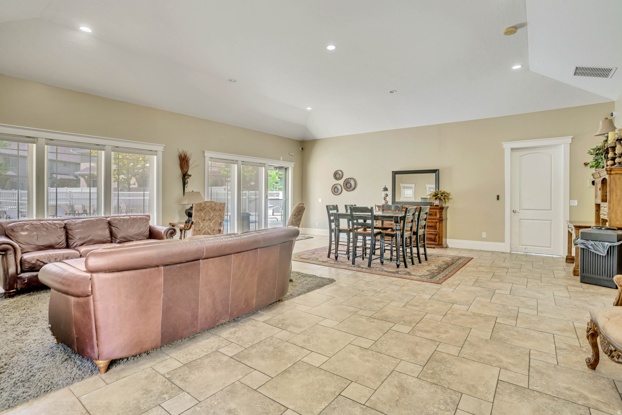 WOOD ESTATES - Residential