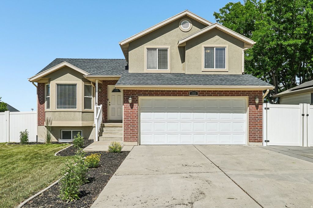Photo of 2323 N 10 W, Layton, UT 84041 (MLS # 2165996)