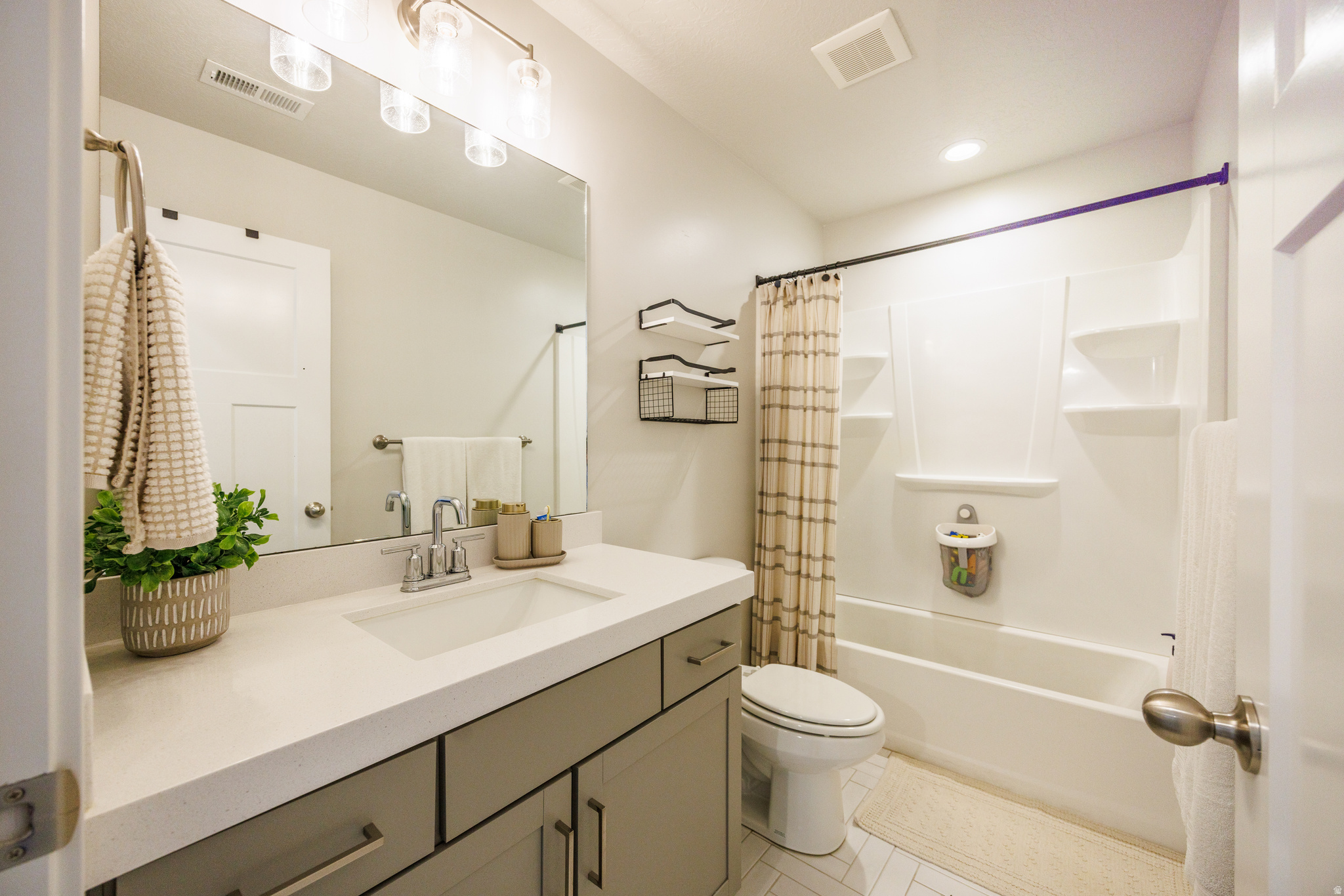 SPRING RUN - Residential