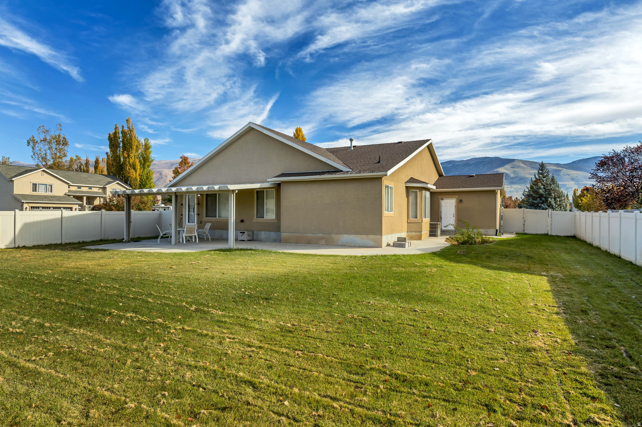 SUNSET FIELDS - Residential
