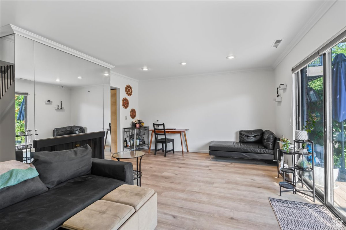 HIDDEN LAKE CONDM - Residential