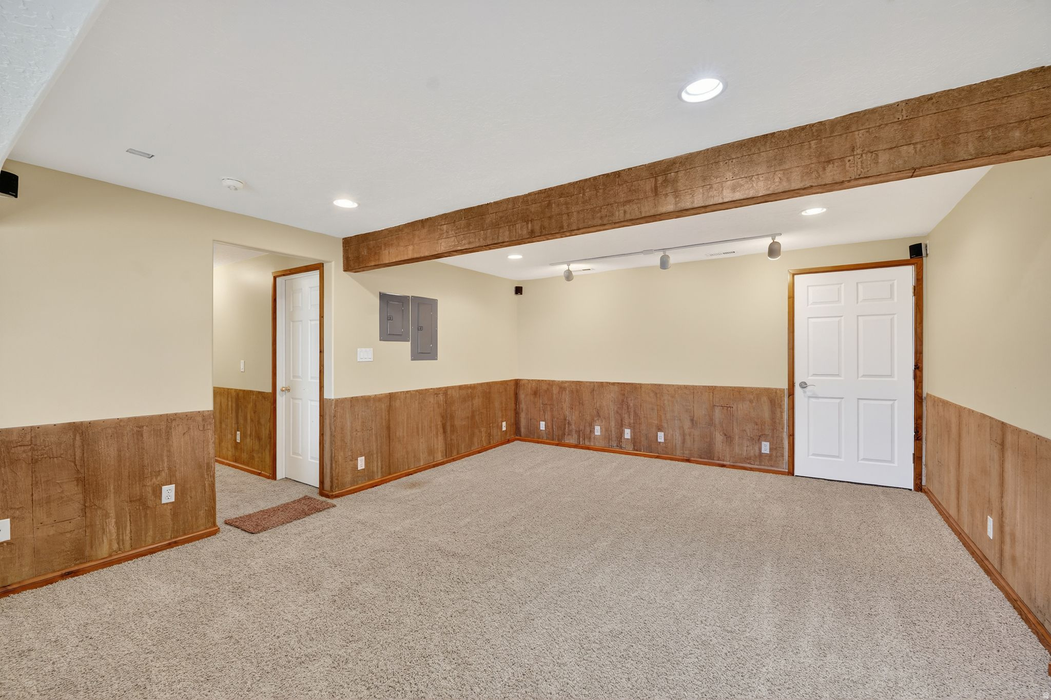 MEADOWS - Residential