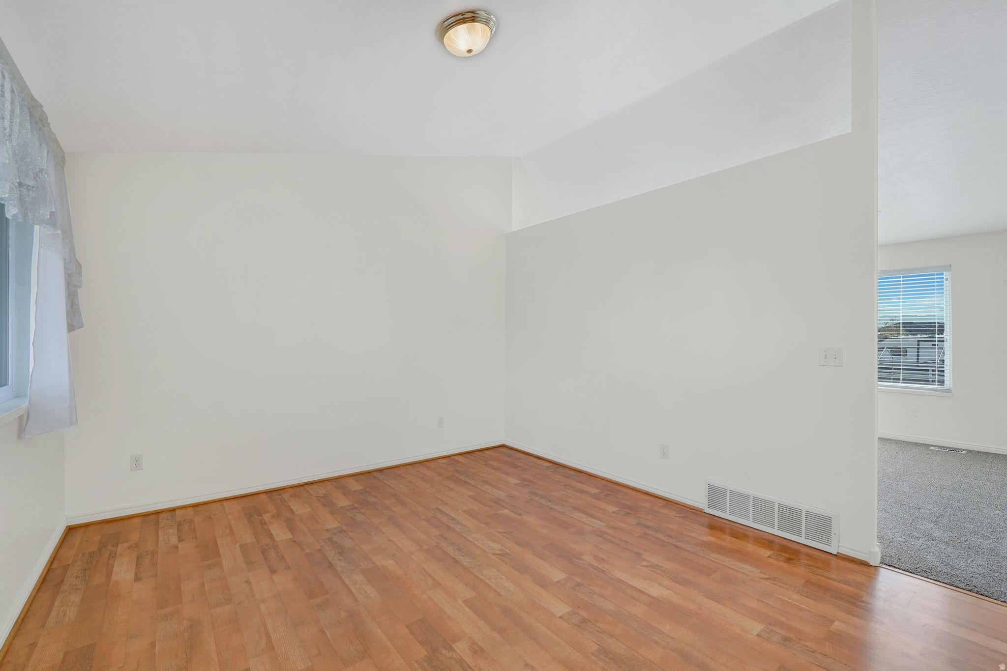 MEADOWS - Residential