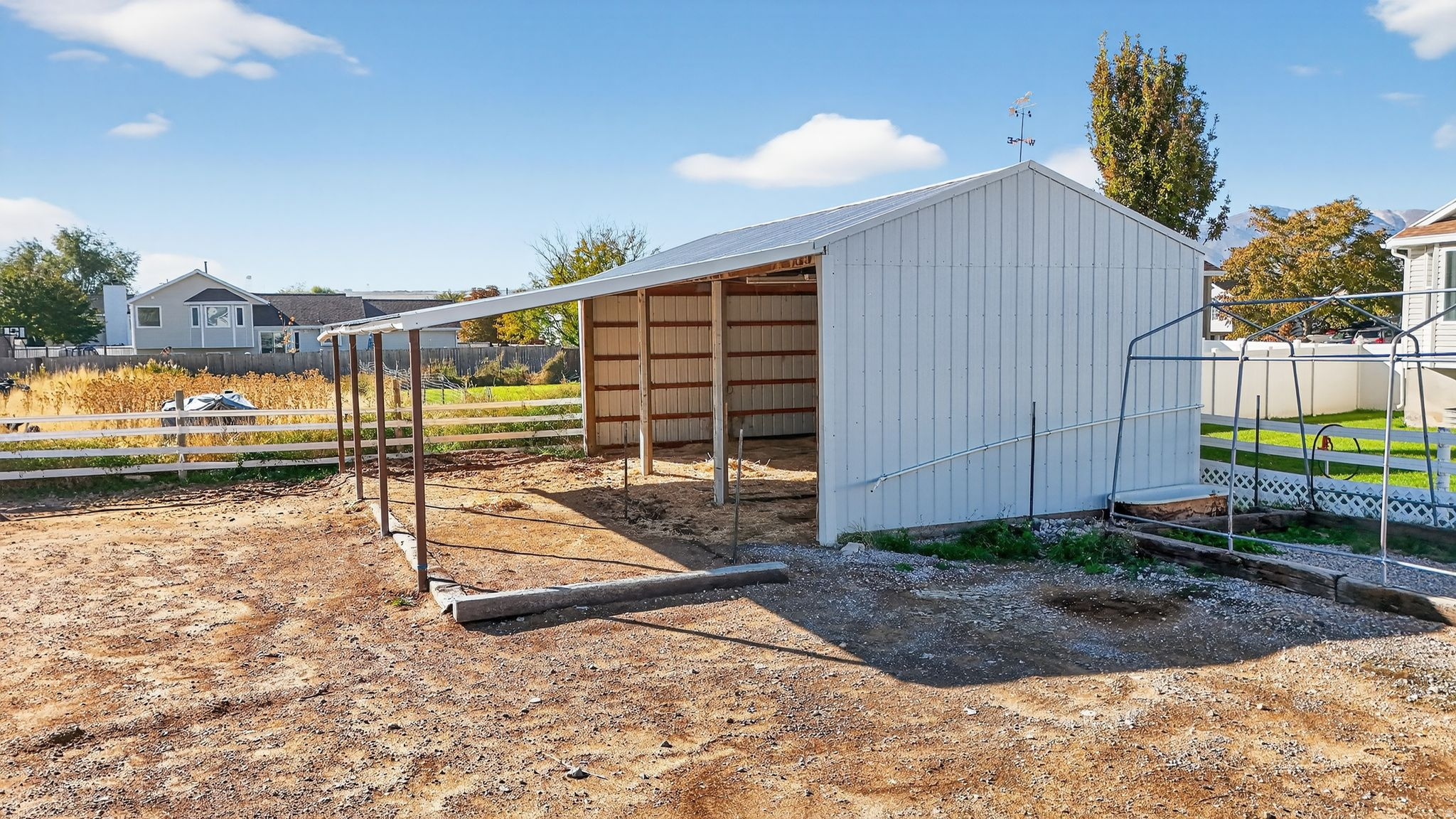 MEADOWS - Residential