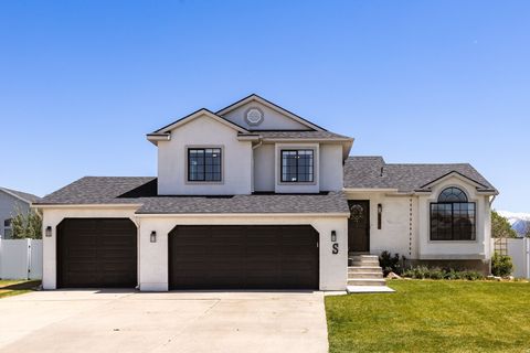Tiny photo for 1547 S 2650 W, Syracuse, UT 84075 (MLS # 2155542)