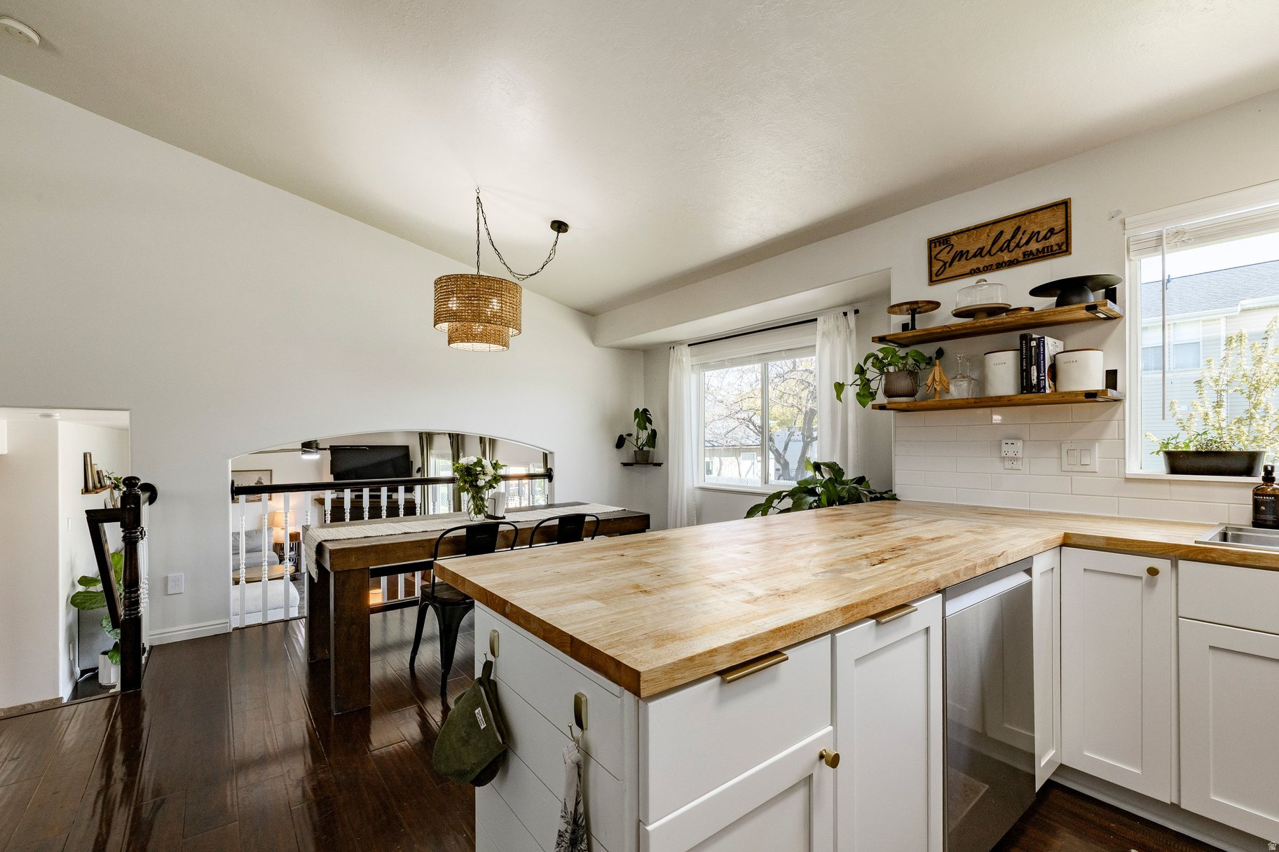 HUCKLEBERRY - Residential