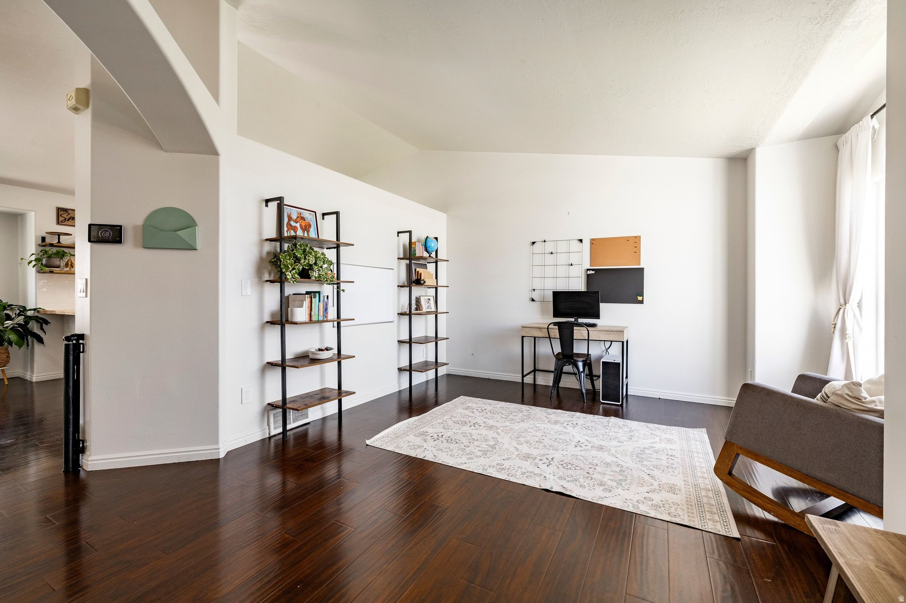 HUCKLEBERRY - Residential