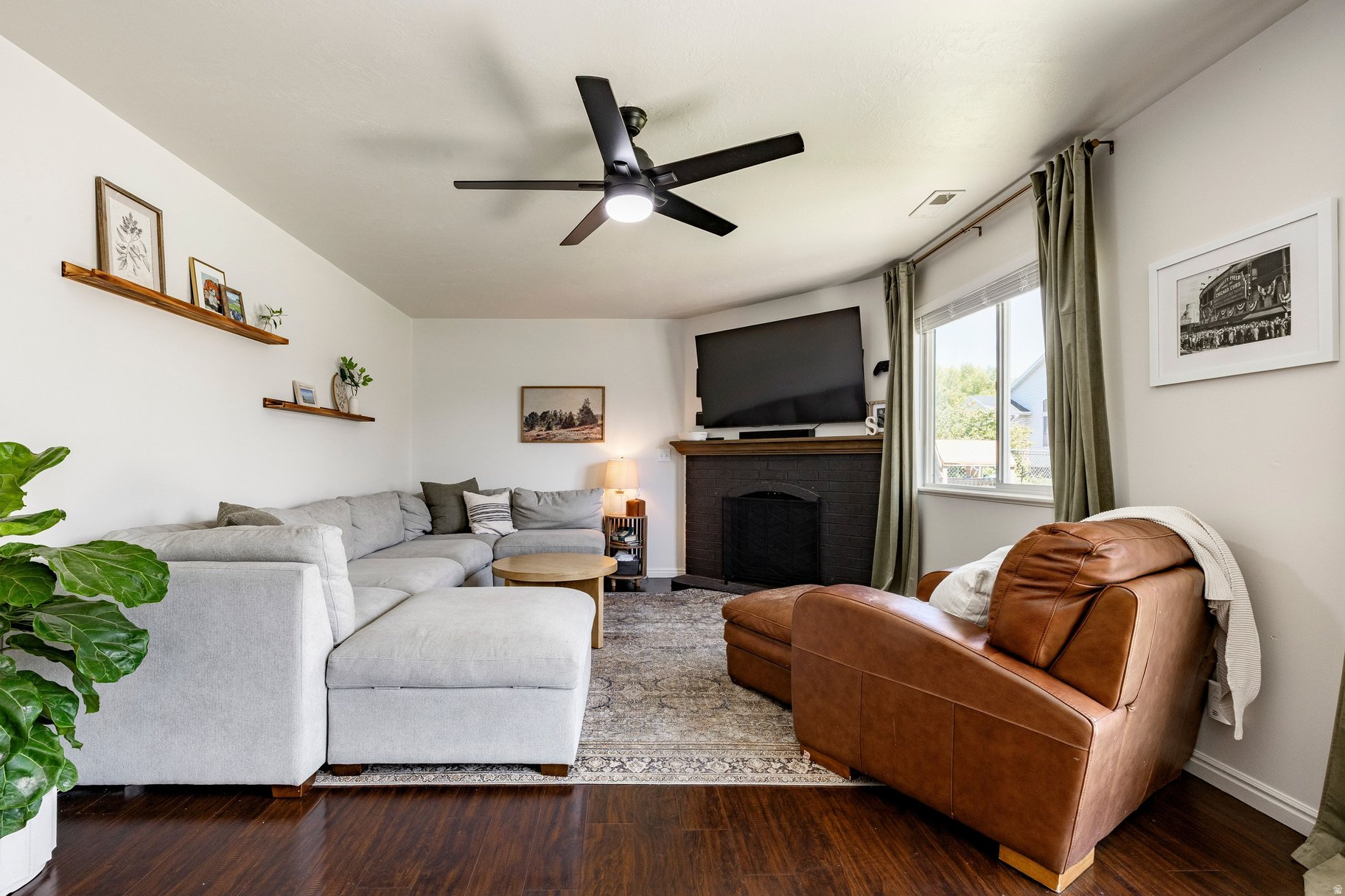 HUCKLEBERRY - Residential