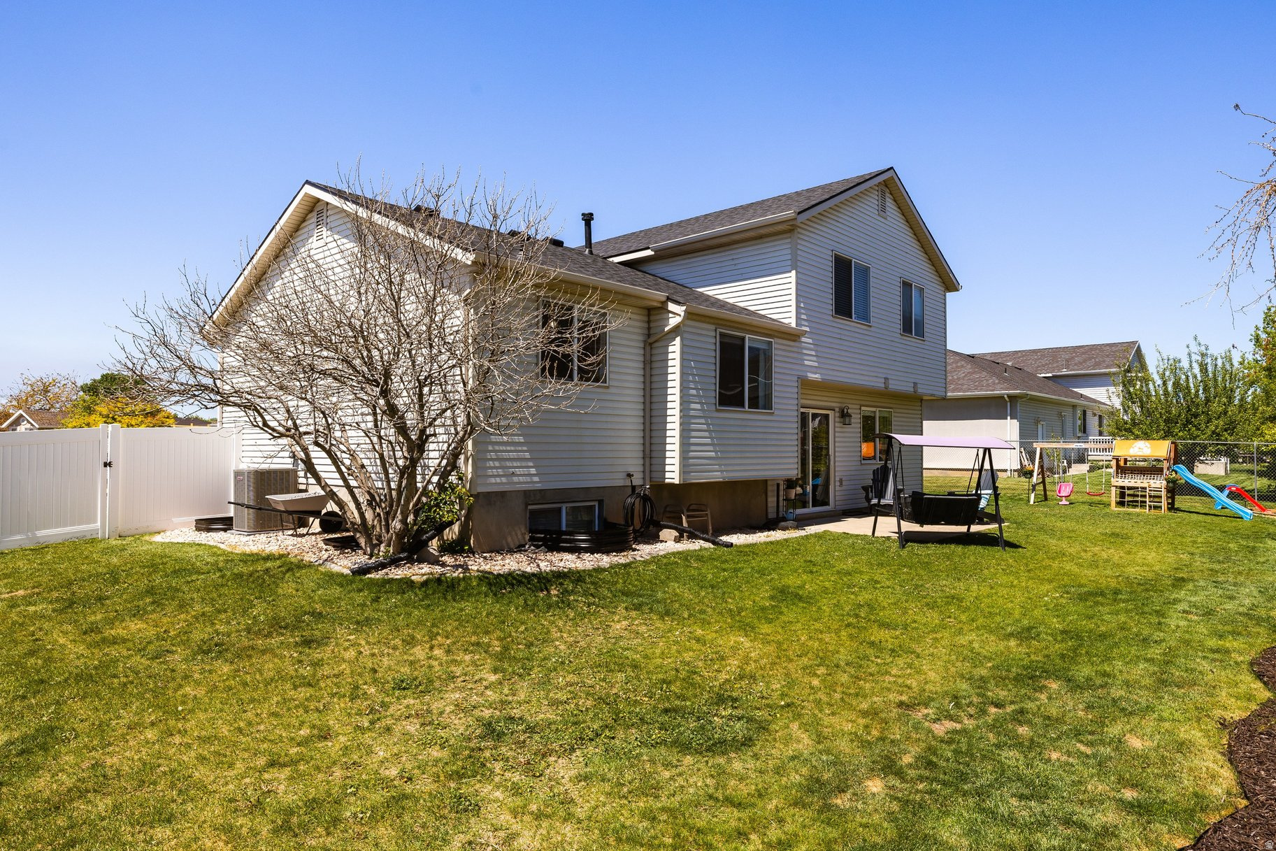 HUCKLEBERRY - Residential