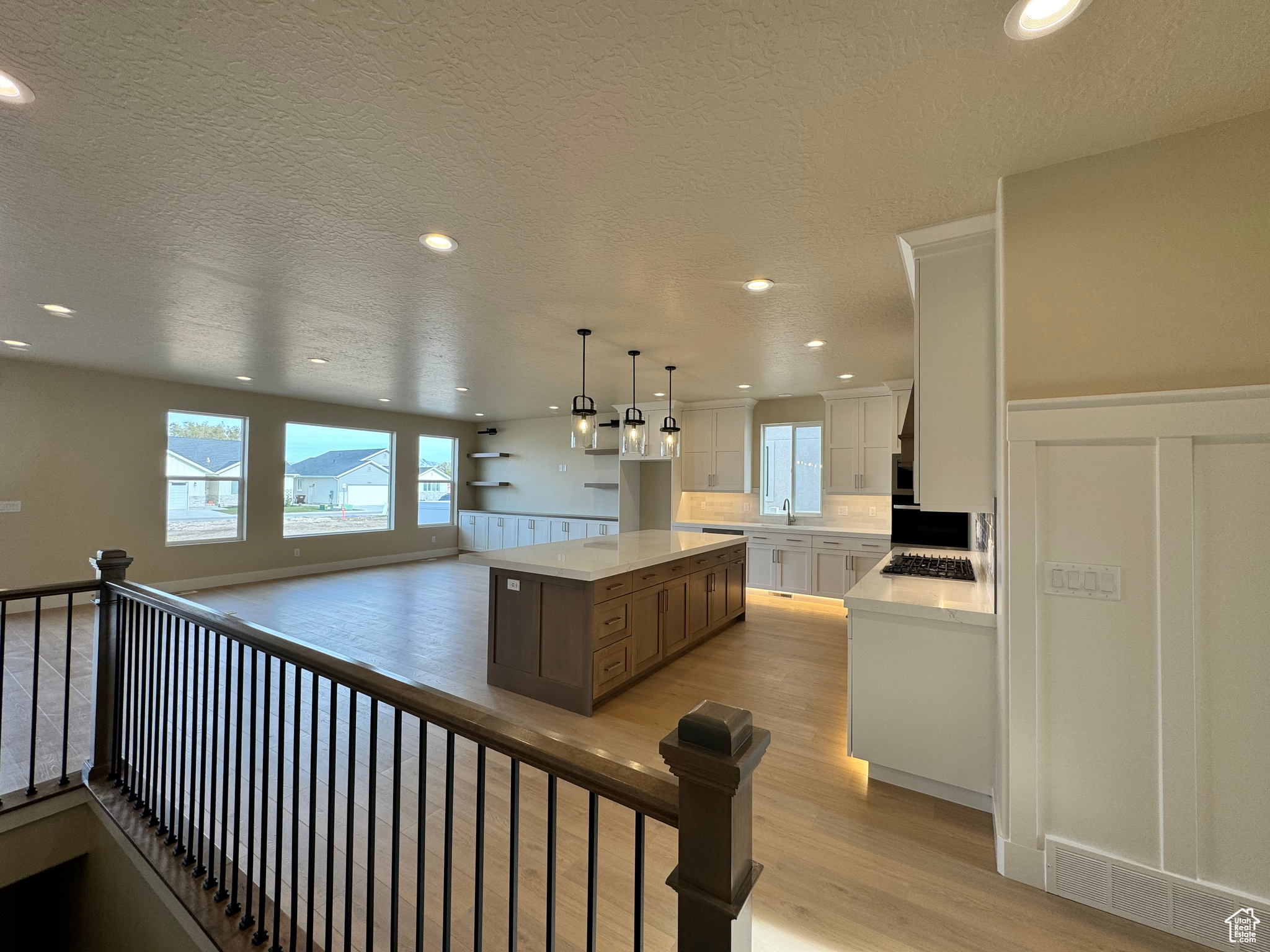 RIVERBEND - Residential