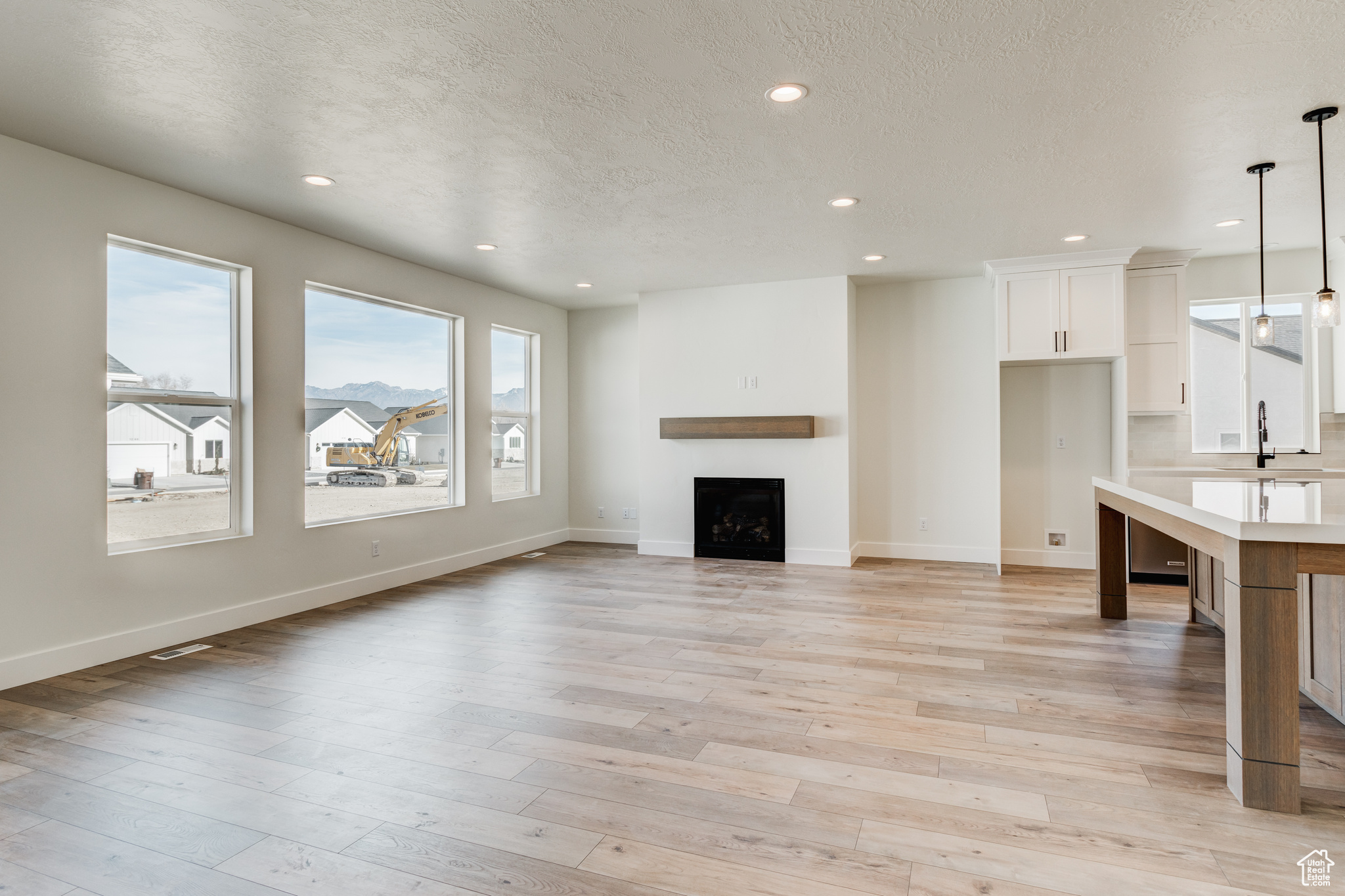 RIVERBEND - Residential