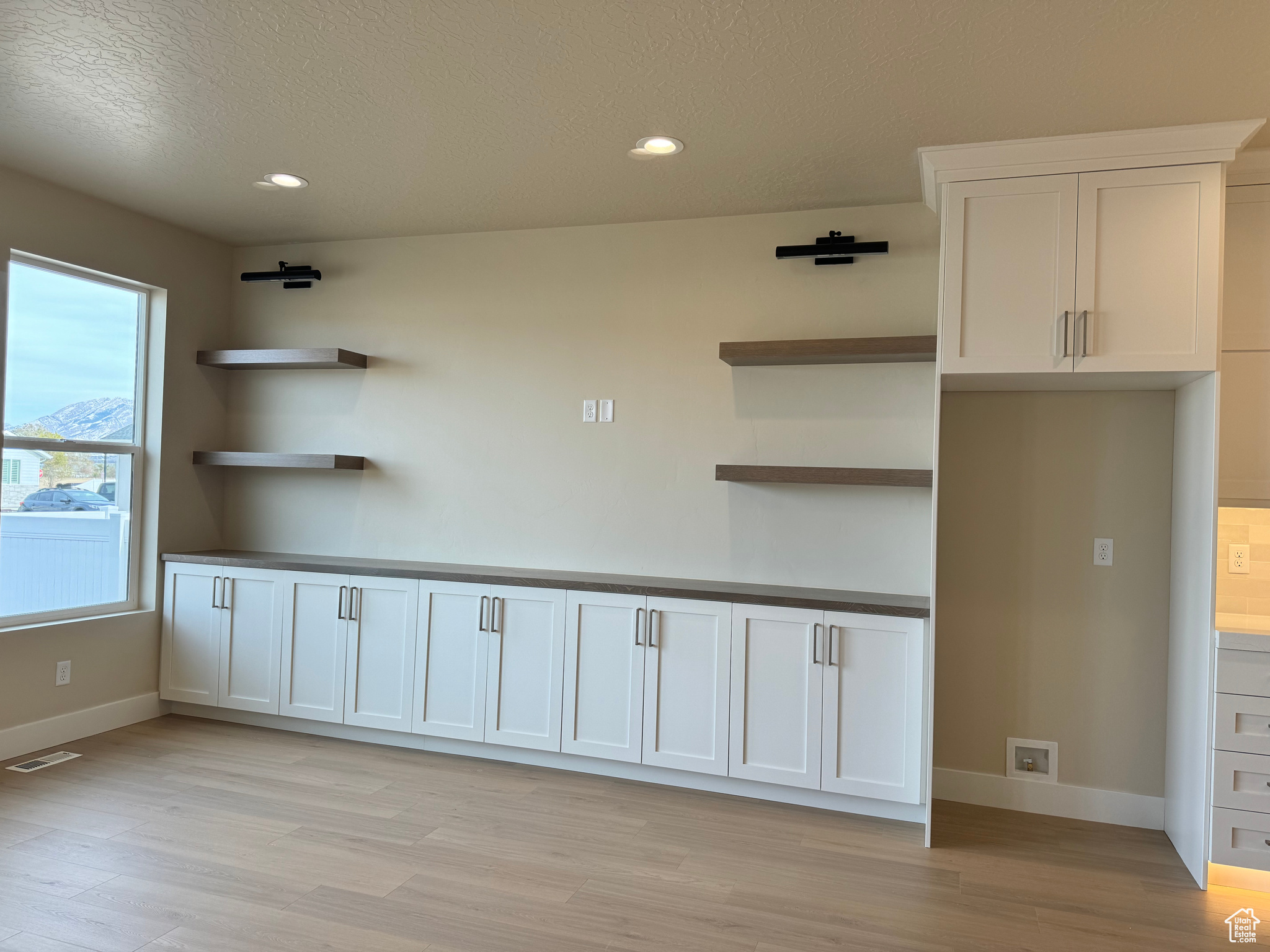 RIVERBEND - Residential