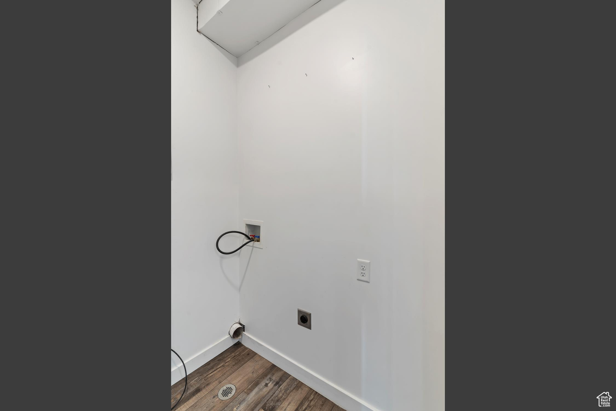 TOWNHOUSE ESTATES - Residential