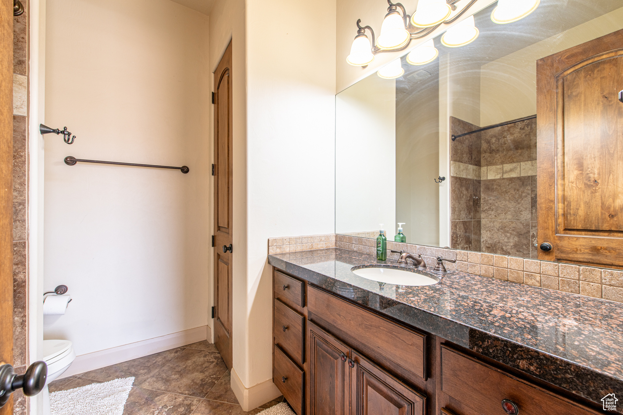 1166 E Colt Ave, Washington, Utah image 34