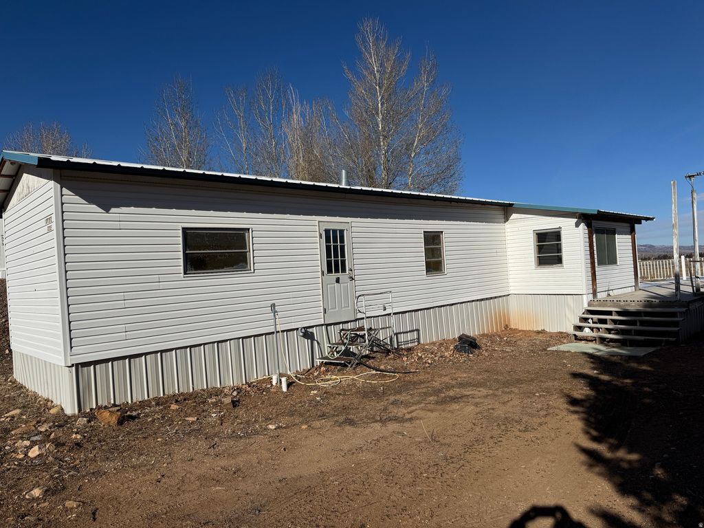 Photo of 723 E VANESSA LN, Garden City, UT 84028 (MLS # 2133242)