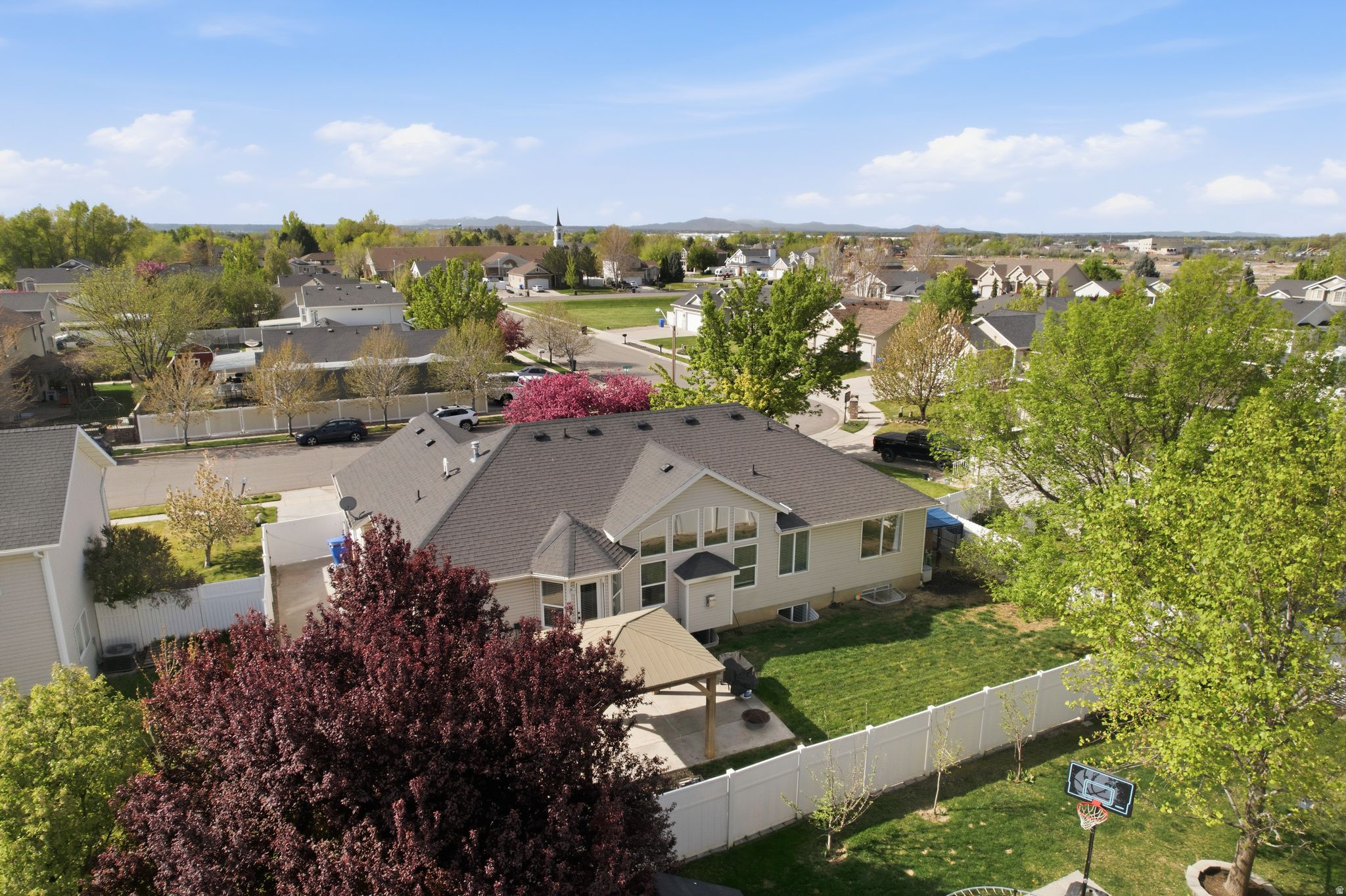 BEN LOMAND - Residential