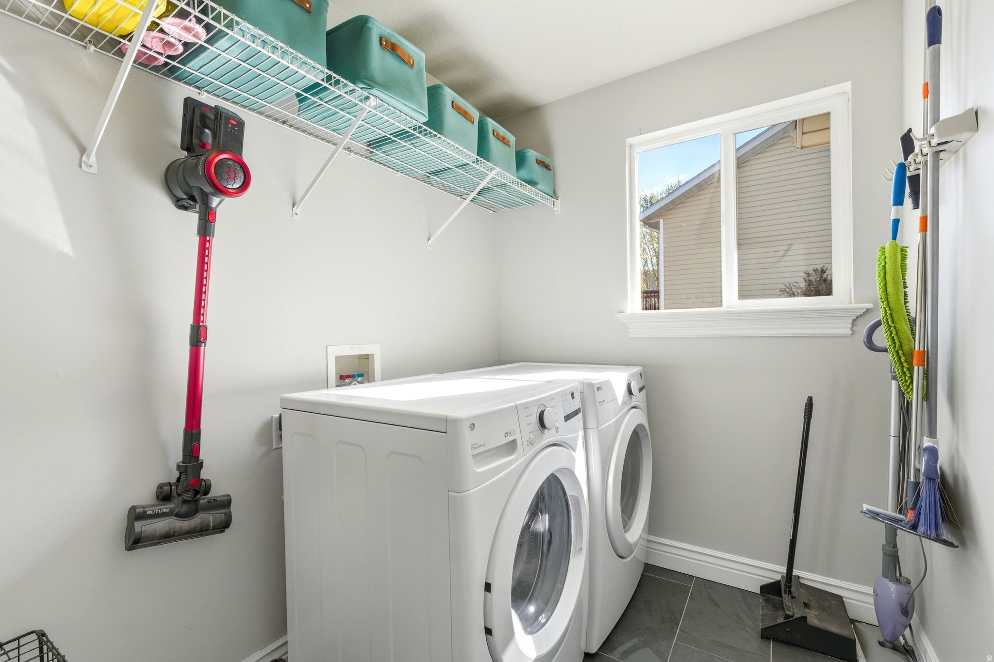 BEN LOMAND - Residential