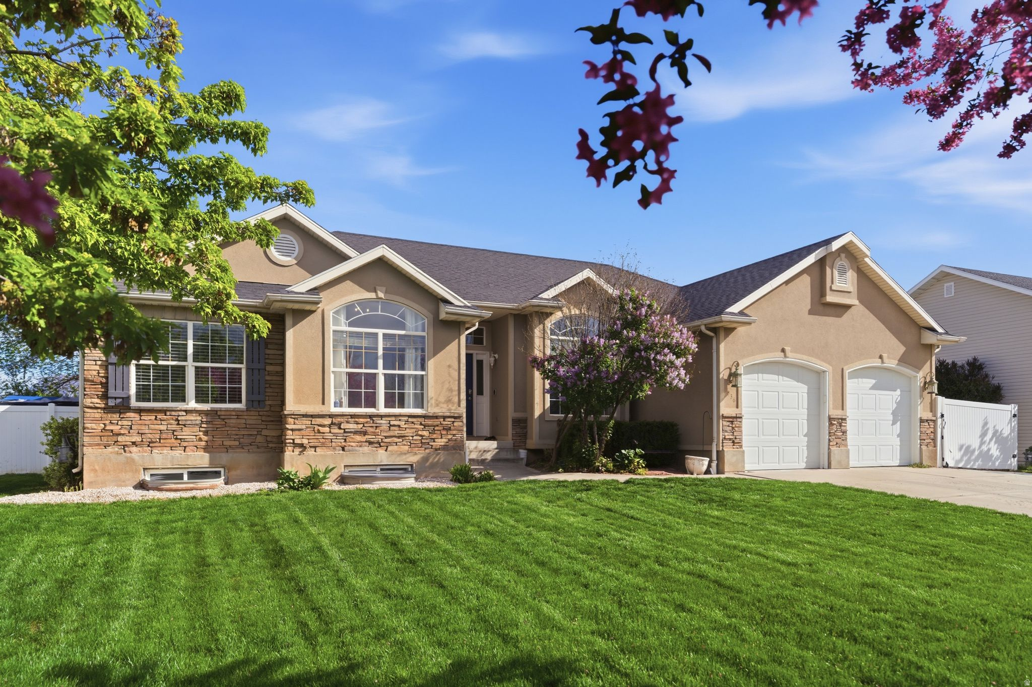 BEN LOMAND - Residential