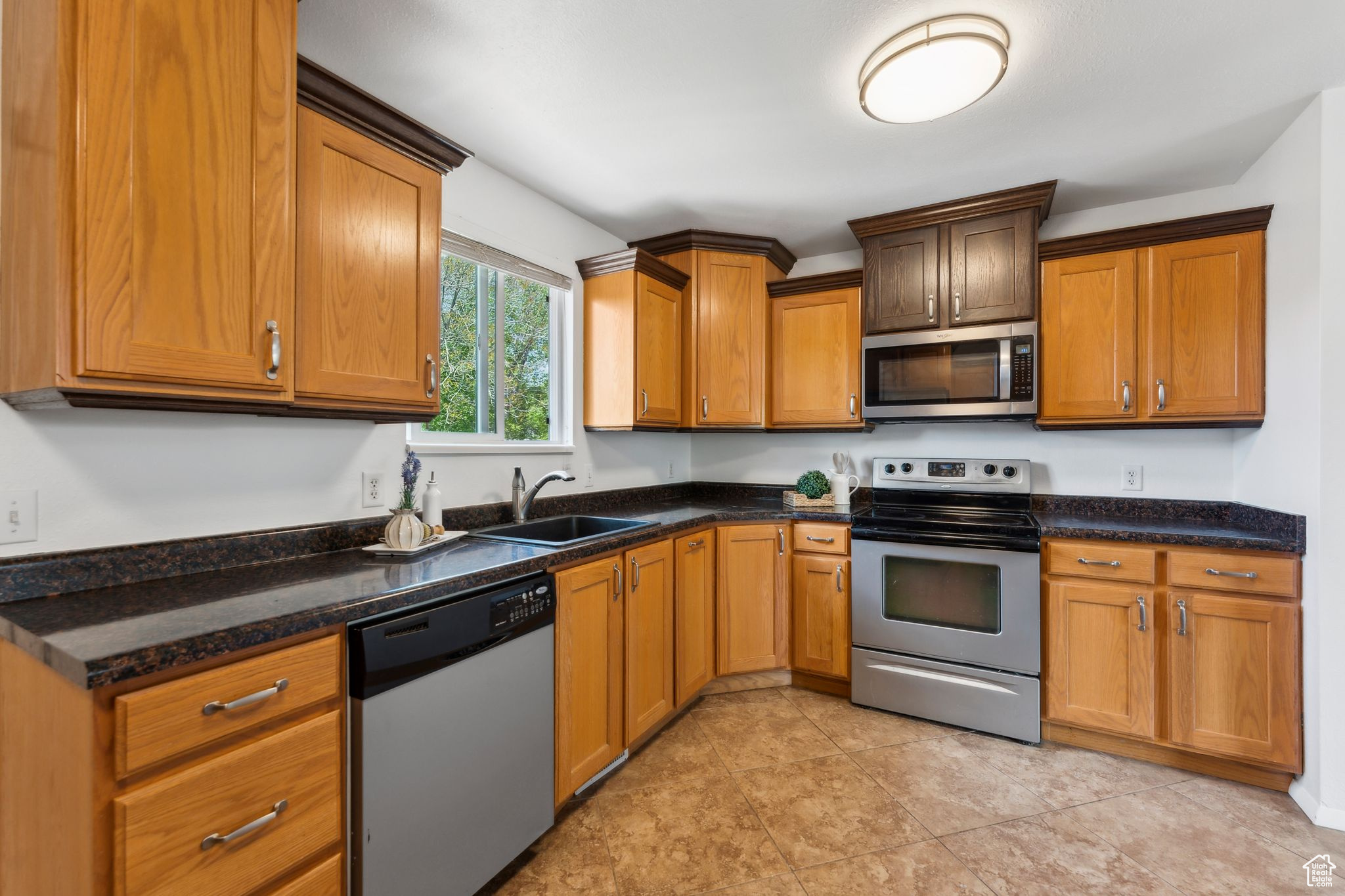 5878 S Blue Meadow Dr, Taylorsville, Utah image 6