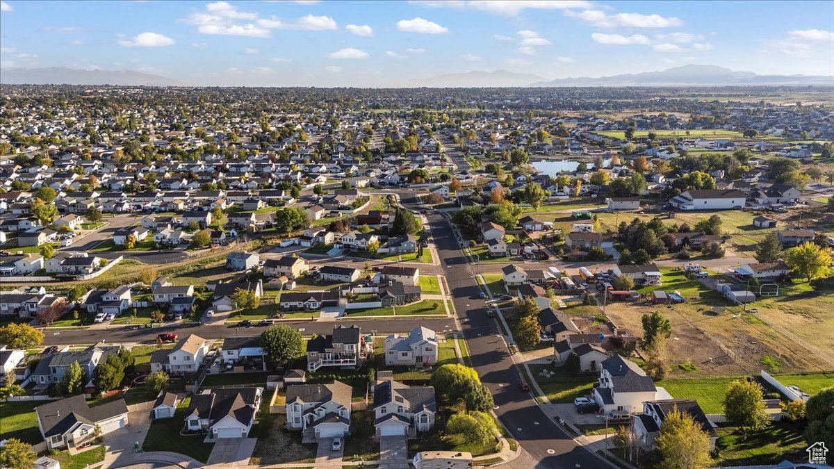 ROYAL VISTA - Residential
