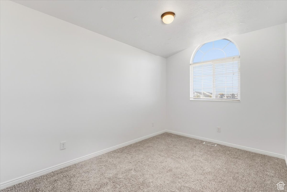 ROYAL VISTA - Residential