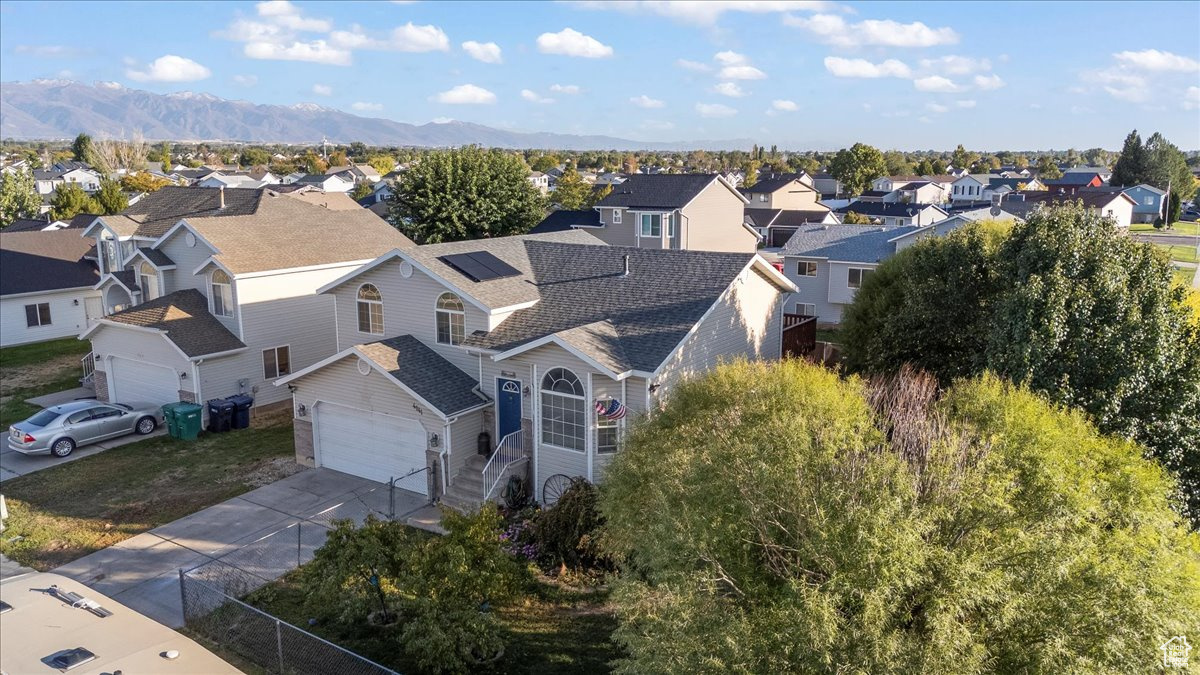 ROYAL VISTA - Residential