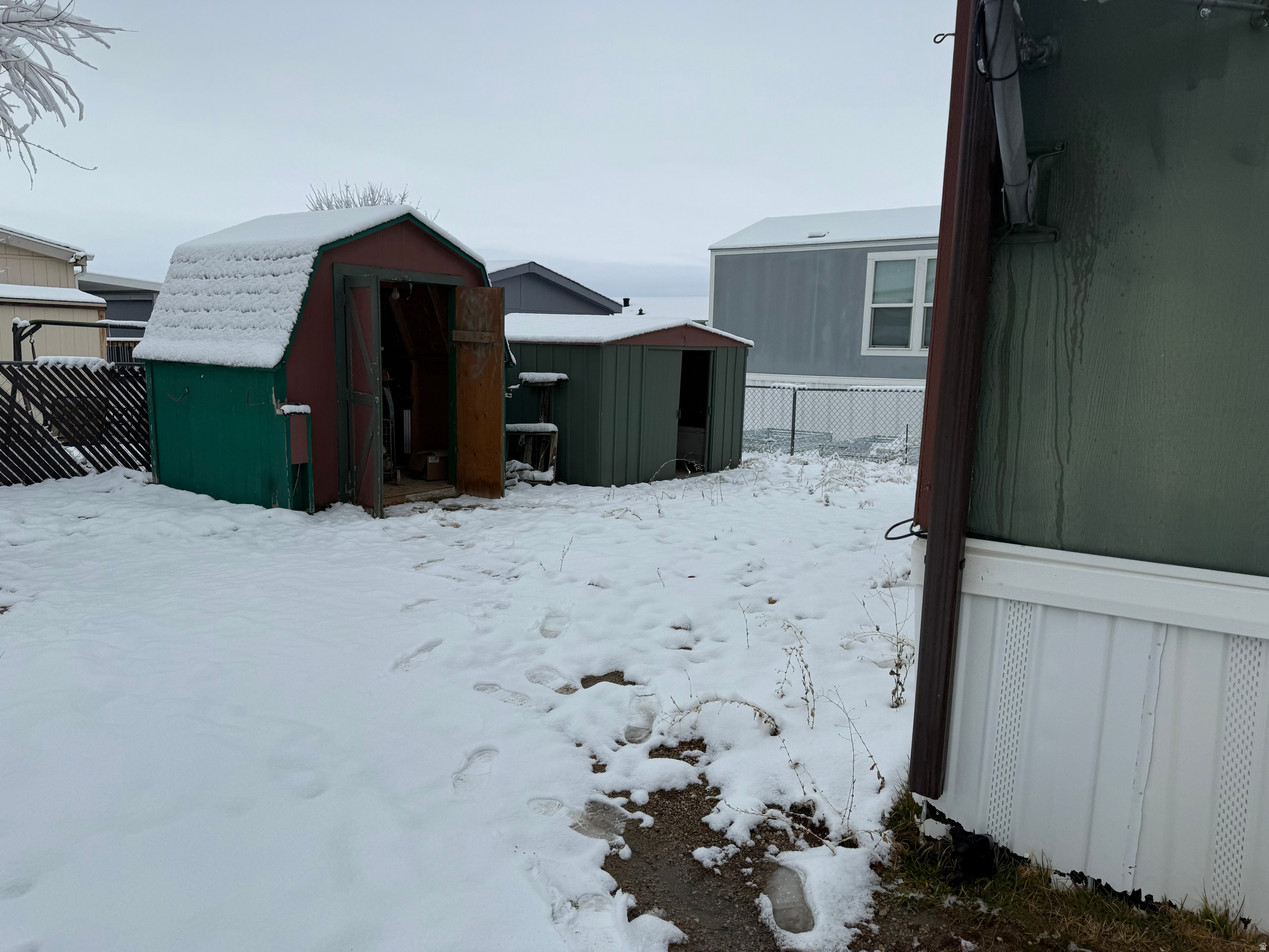 OVERPASS POINT - Residential