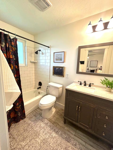 Tiny photo for 1370 E 5850 S, South Ogden, UT 84405 (MLS # 2179798)