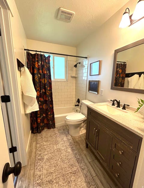 Tiny photo for 1370 E 5850 S, South Ogden, UT 84405 (MLS # 2179798)