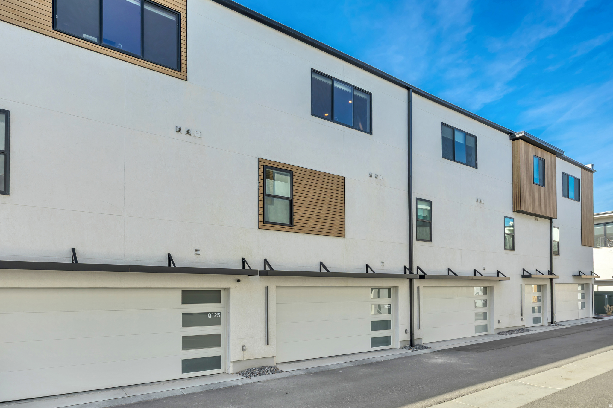 OPUS GREEN - Residential