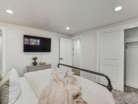 Tiny photo for 6851 S 2300 E, Cottonwood Heights, UT 84121 (MLS # 2120286)