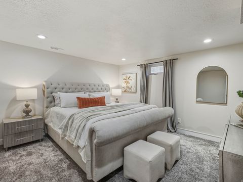 Tiny photo for 6851 S 2300 E, Cottonwood Heights, UT 84121 (MLS # 2120286)