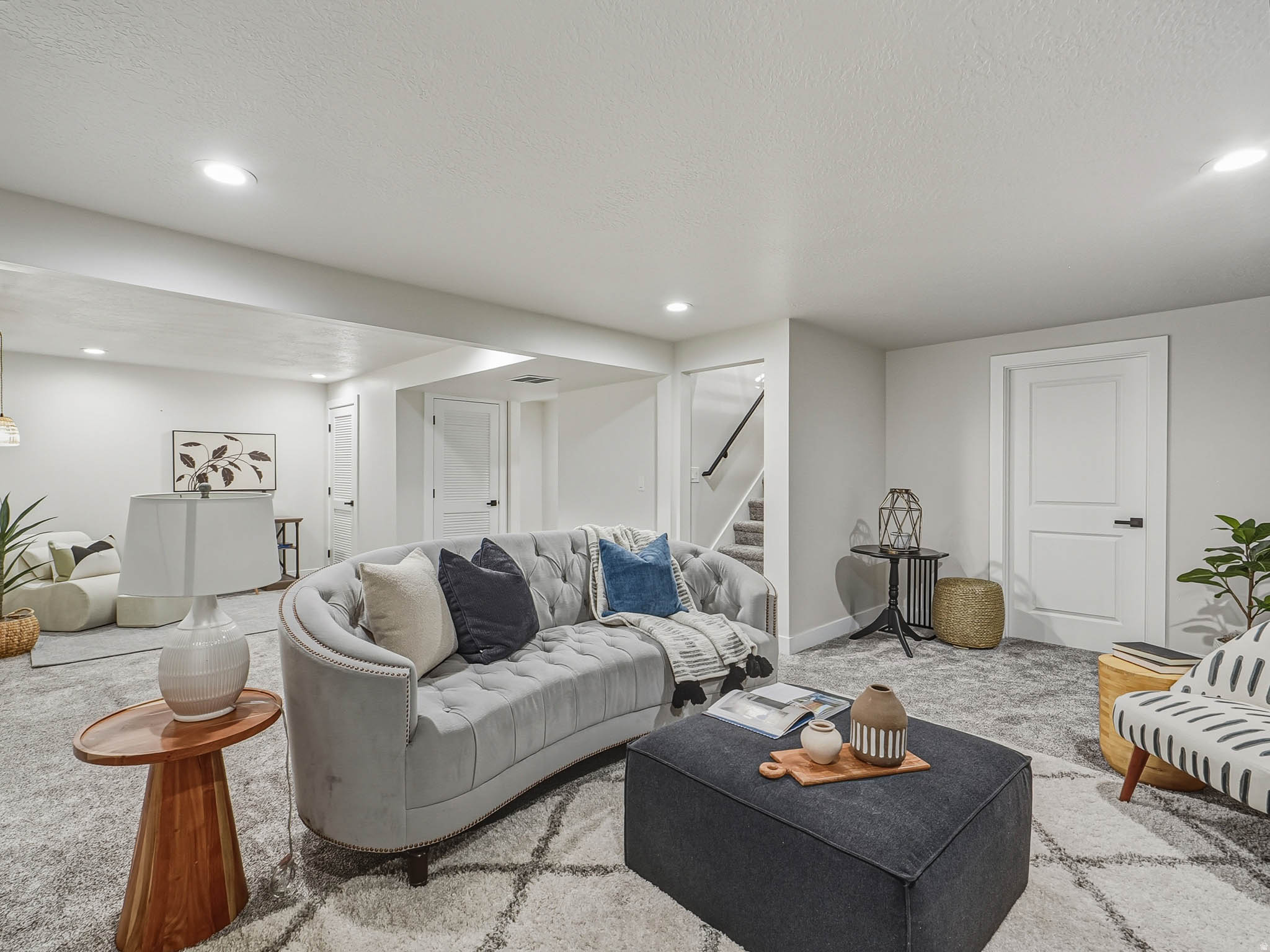 LAZY BAR - Residential