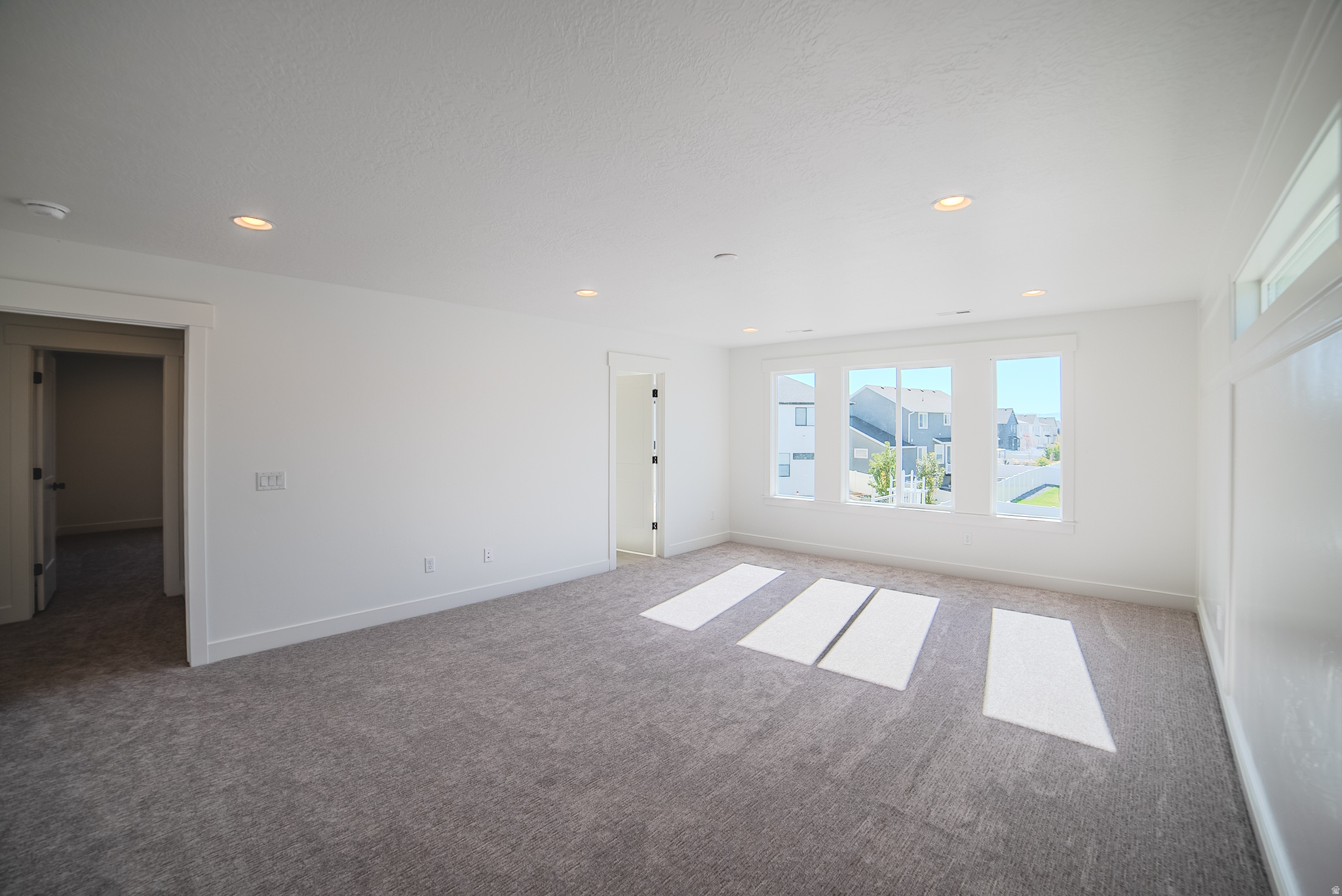 209 W HACKBERRY RD 6523