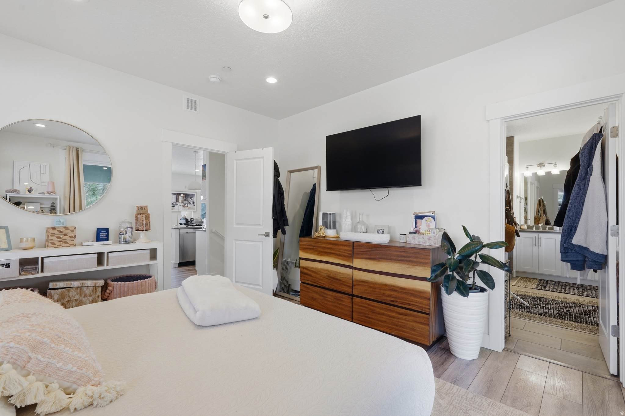 QUARRY SPRINGS AT PINEBROOK CONDO - Residential