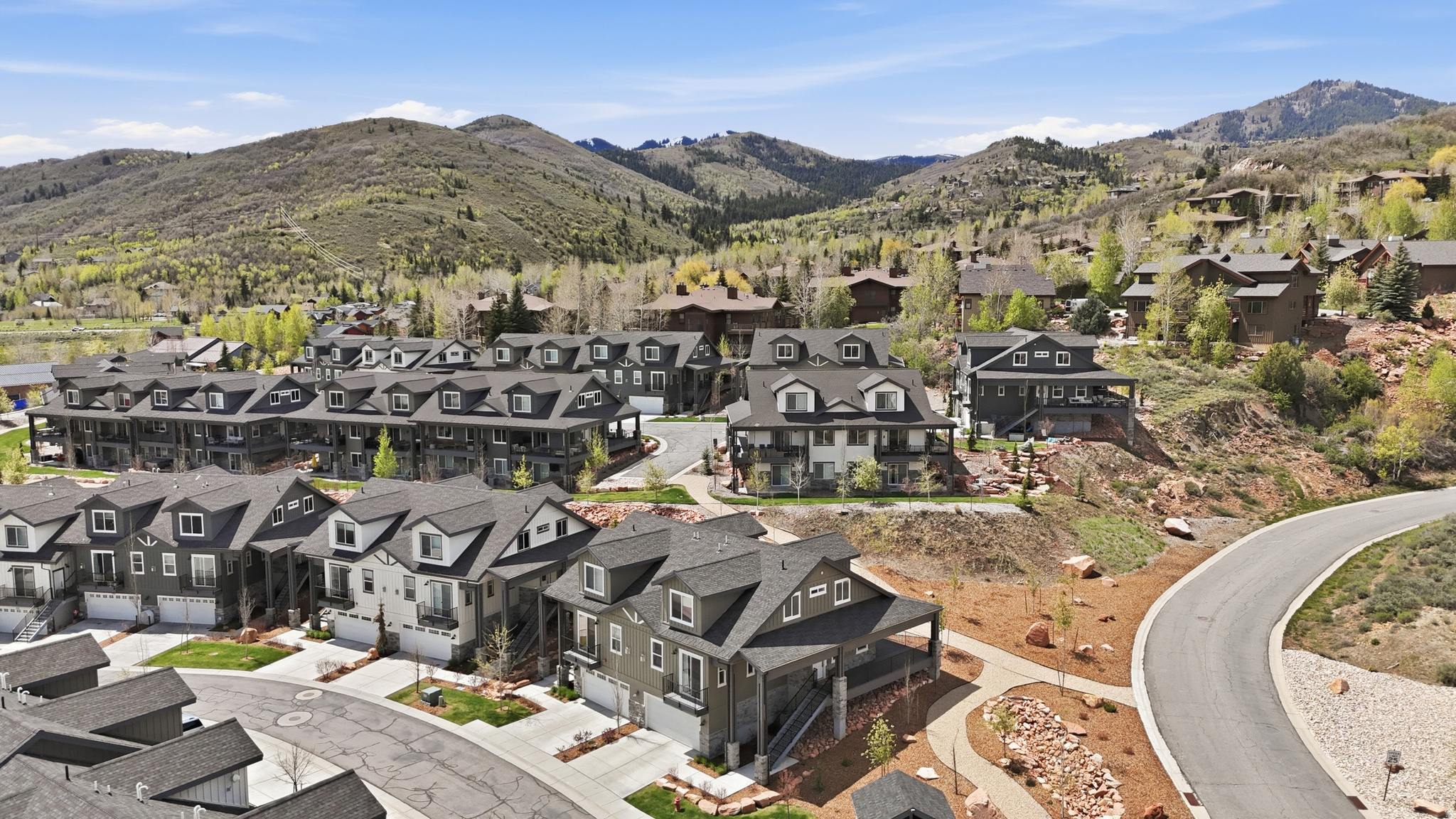 QUARRY SPRINGS AT PINEBROOK CONDO - Residential