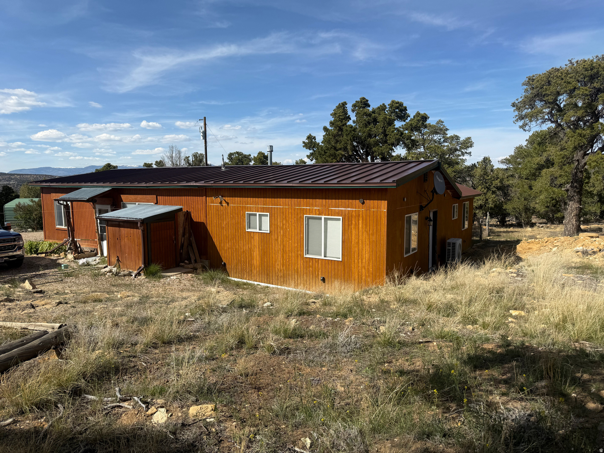 CEDAR MT 9-69W AND 69E - Residential