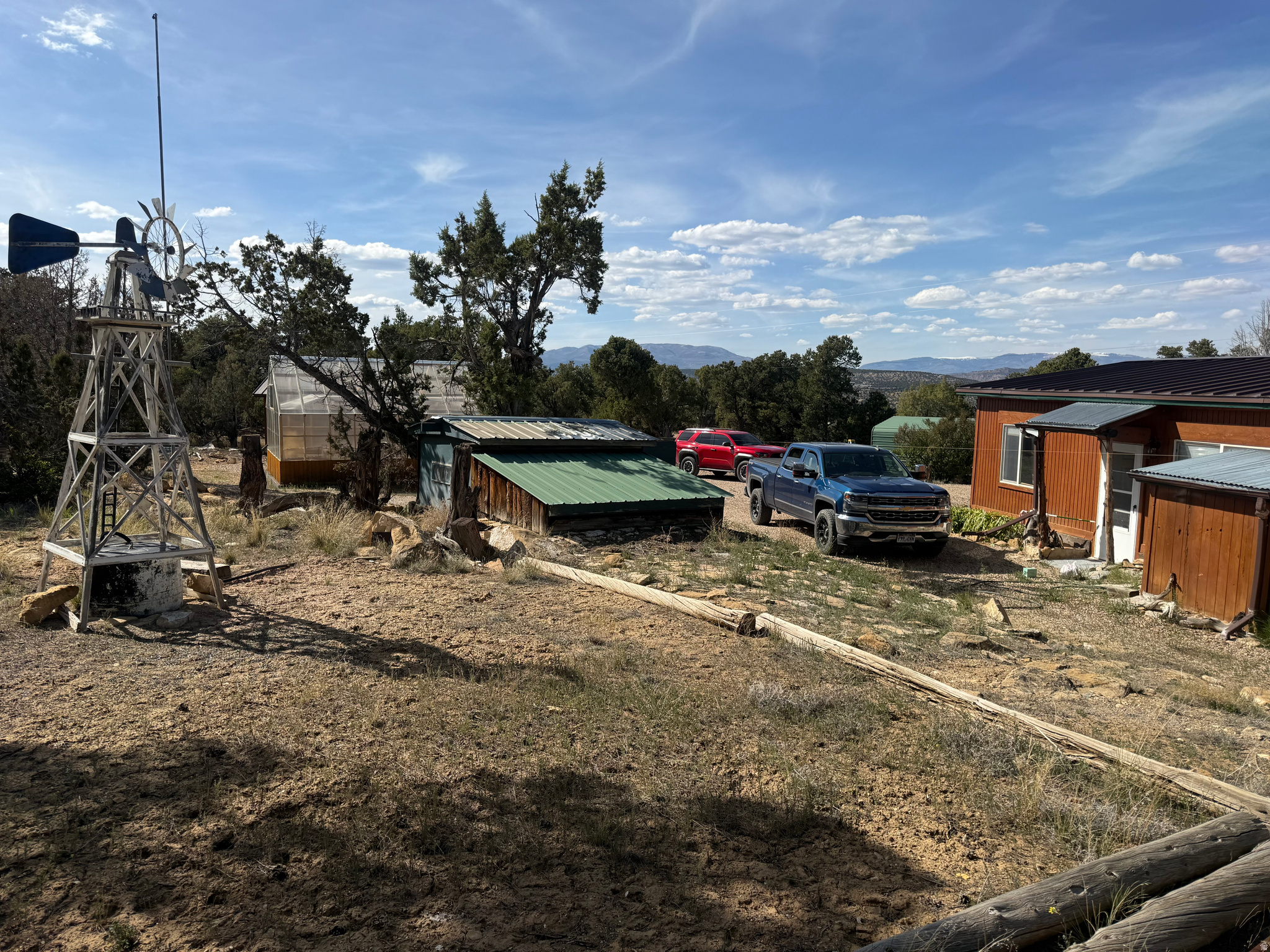 CEDAR MT 9-69W AND 69E - Residential