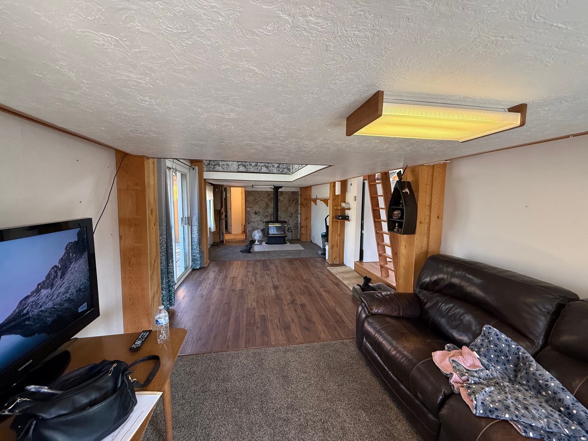 CEDAR MT 9-69W AND 69E - Residential