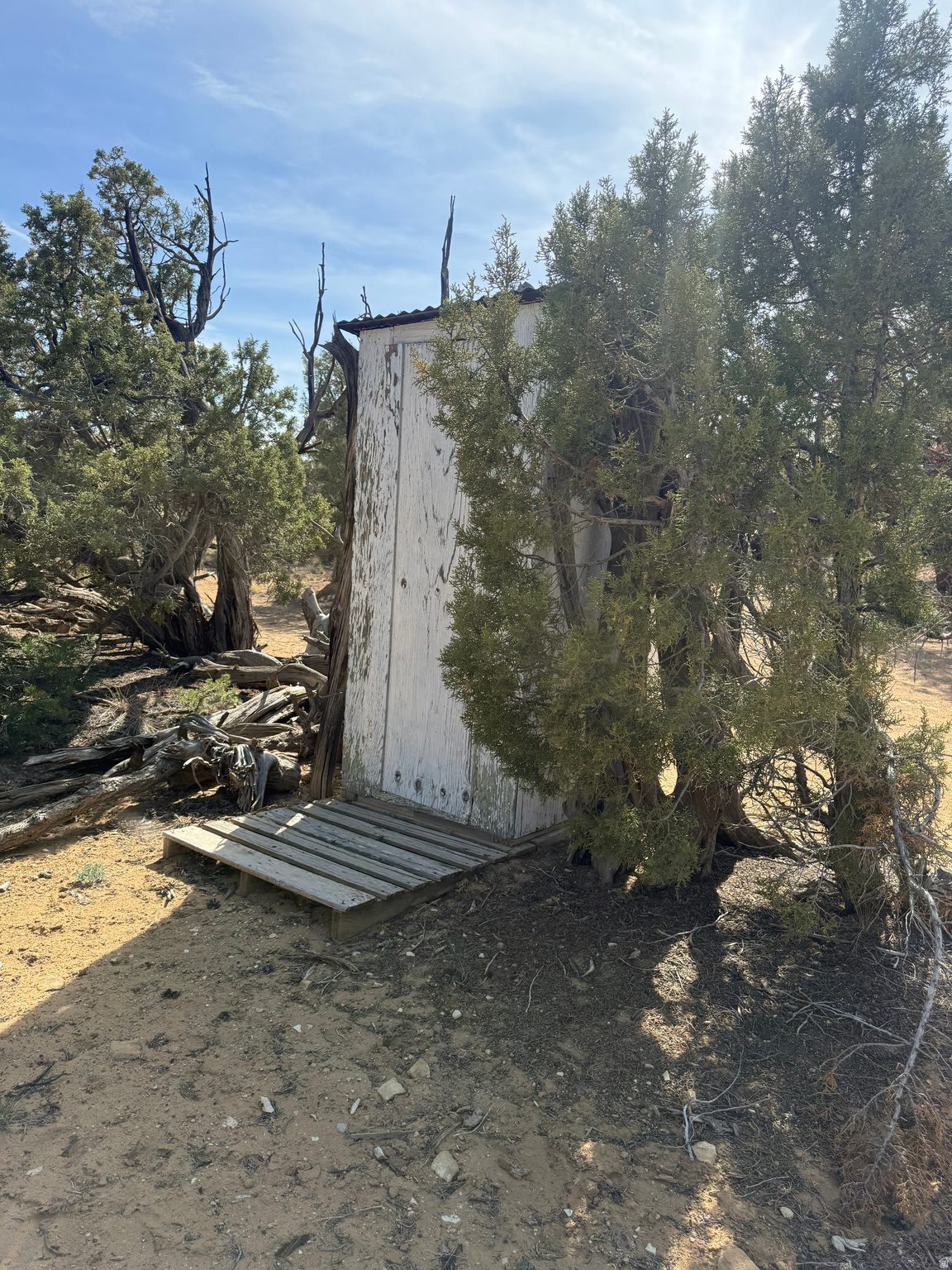 CEDAR MT 9-69W AND 69E - Residential