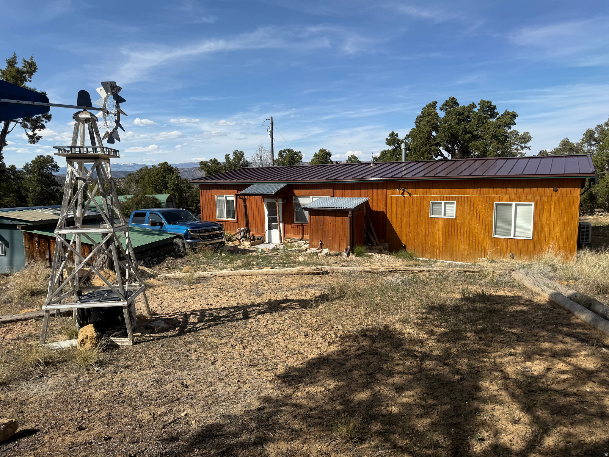 CEDAR MT 9-69W AND 69E - Residential