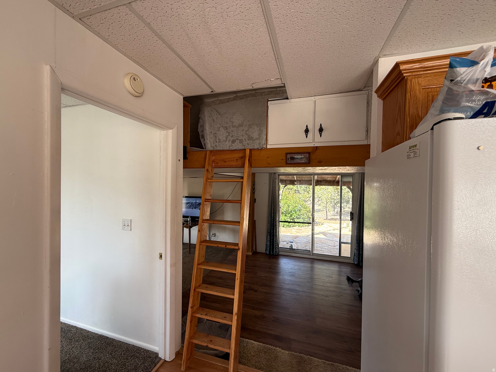 CEDAR MT 9-69W AND 69E - Residential