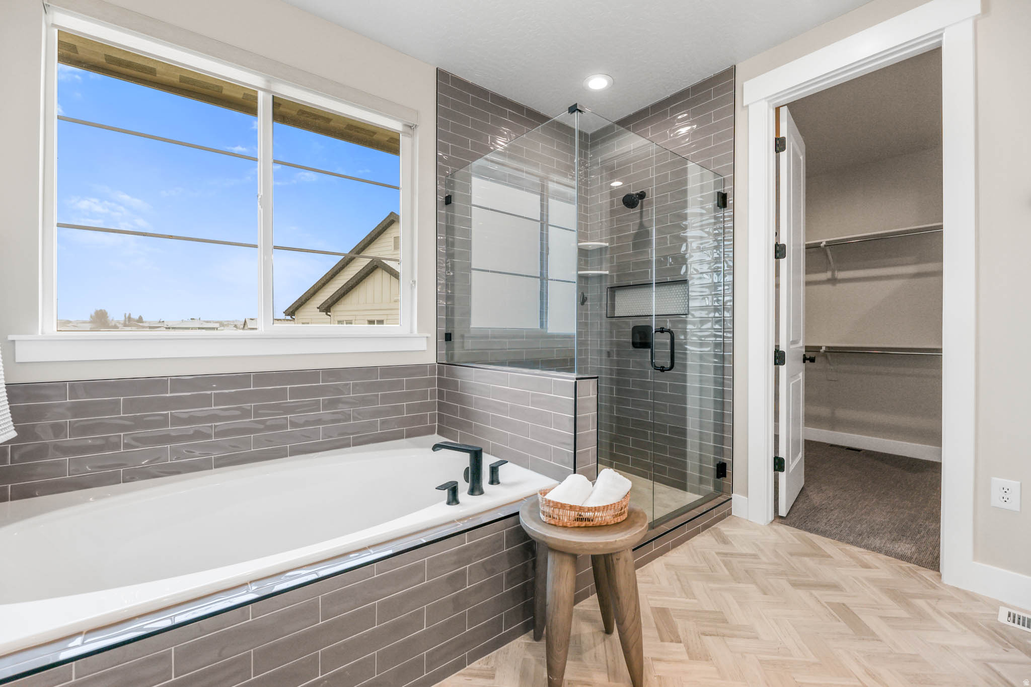 ORCHARD HEIGHTS - Residential