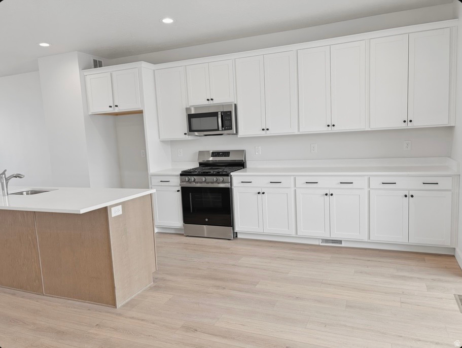 DAYBREAK - Residential